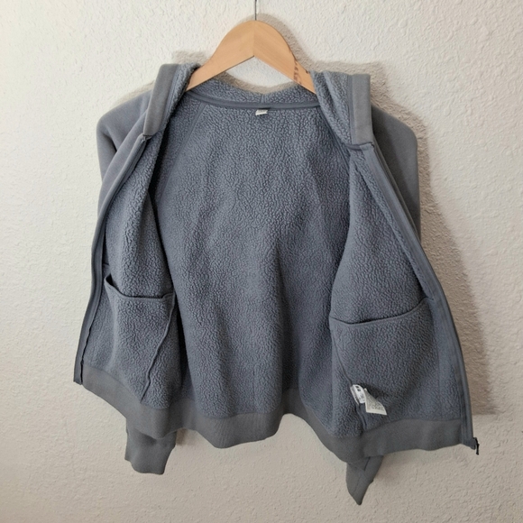 UNI QLO Full Zip Hoodie with Pockets : Small : Gray - Picture 4 of 11